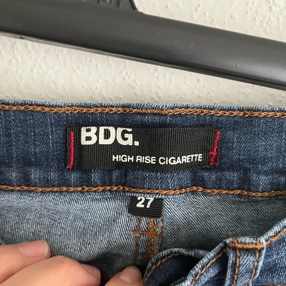 BDG Woman Blue High Rise Cigarette Jean, Size 27